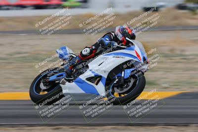 media/Jan-14-2023-SoCal Trackdays (Sat) [[497694156f]]/Turn 4 Set 2 (1030am)/